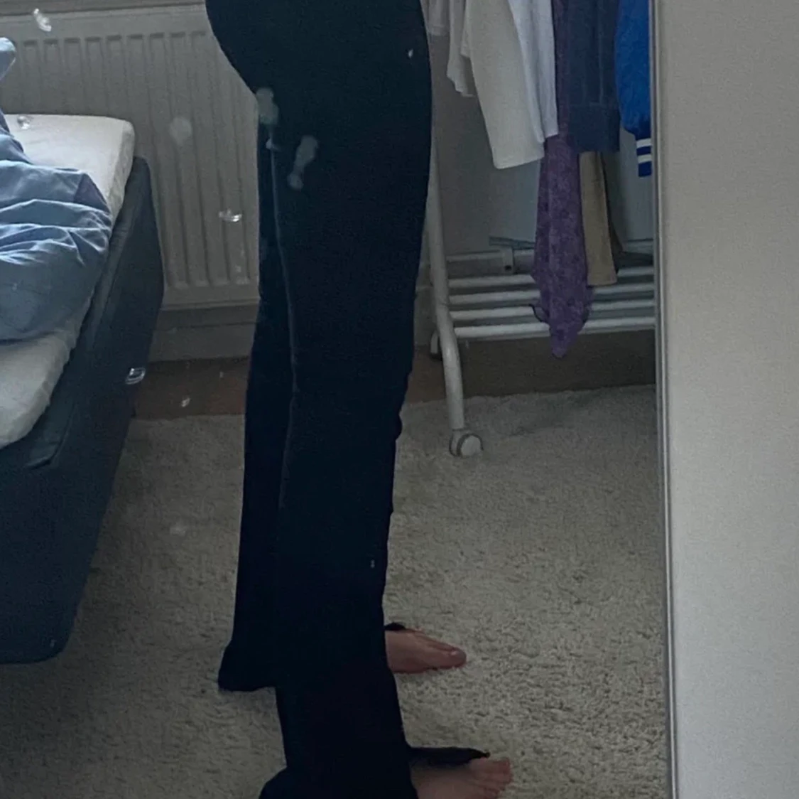 Svarta jeans med split - 90