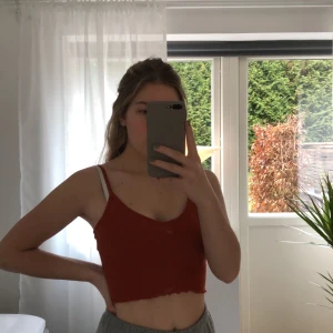 Orangebrun linne från ASOS - Orangebrunt linne från ASOS! Storlek S. Fint skick.