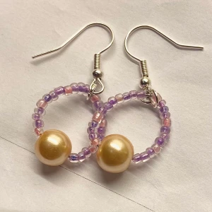 Purple and gold, never gets old!  - Handgjorda av mig! 