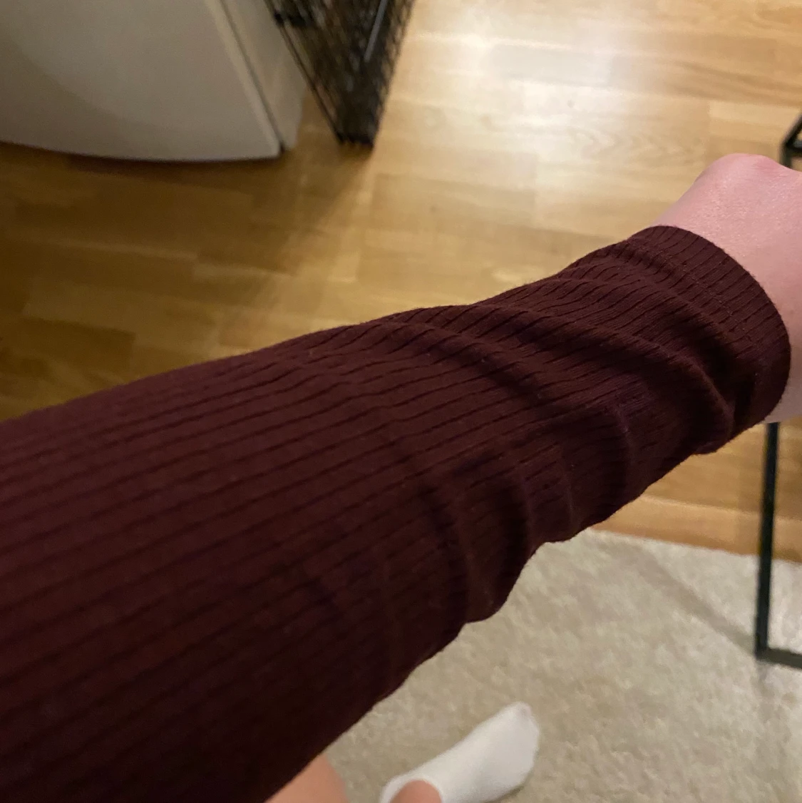 vinröd ribbad tröja - 90