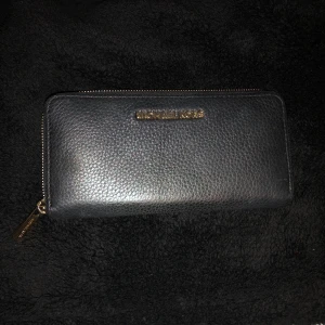 Michael Kors plånbok - Svart Michael Kors plånbok