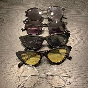 Coola solglasögon i jättefint skick! (RayBan är inte äkta) 29kr styck eller köp alla för 80kr 💜