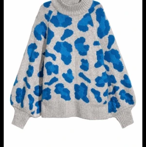 Leopard tröja - Supermysig och varm tröja, väl använd men i gott skick