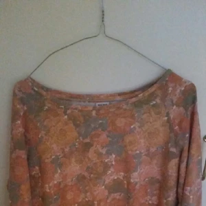  - veronica moda härlig vårtröja! 