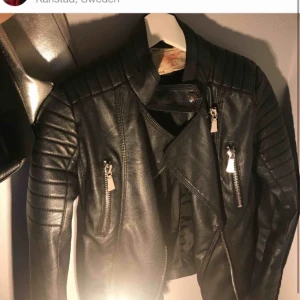  - Superfin moto jacket från chiquelle, bra skick! Frakt 80kr. 