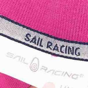 En rosa Sail Racing ”pikétröja” i storlek L men sitter mer som en S, aldrig använd, köparen står för frakt!💫 Betalning sker via swish!