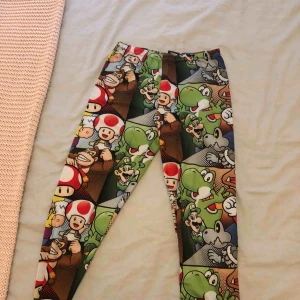  - Ascoola leggings från Serpent Urban Clothing. Knappt använda. Nypris 350kr