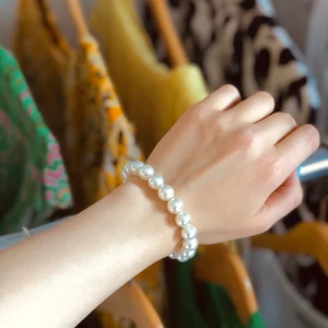 Pärlarmband - Knappt använd. Inga repor eller märken☺️ 40:- + frakt.