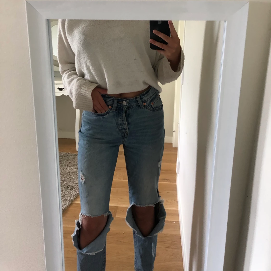 Jeans med hål