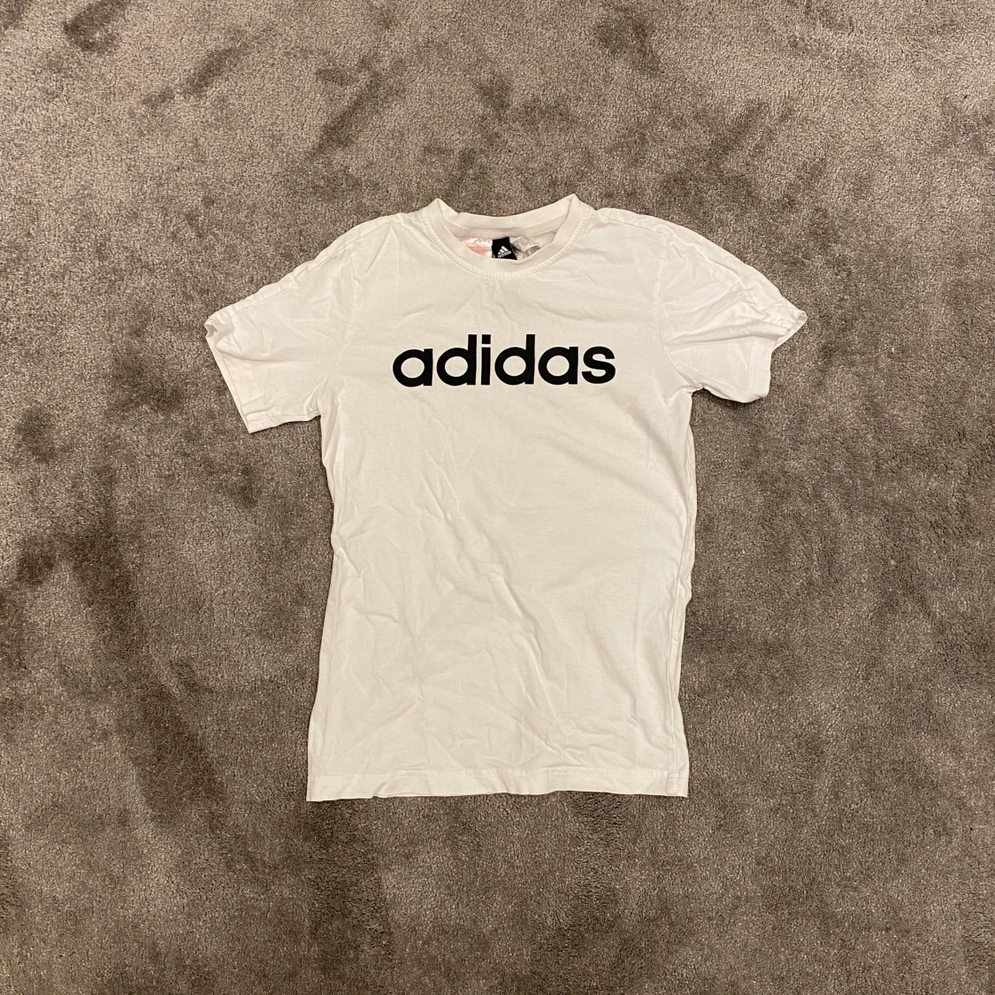 Adidas T-shirt