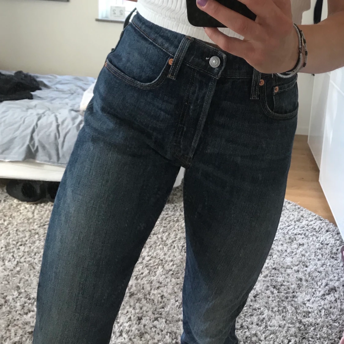 Mörkblå Levi’s 501