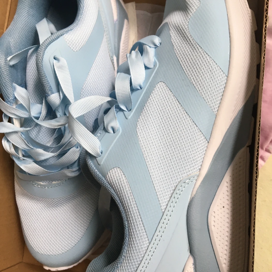 Blåa sneakers🦋 - 90