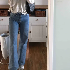  - Säljer mina favoritbyxor då jag har ett par liknande. Köparen står för frakt 🦋