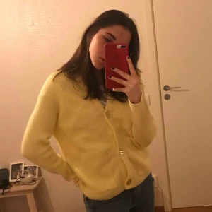  - Sjukt fin kofta, inte alls nopprig och i fint skick!! Köpt på newyourker för något år sen! Pris kan diskuteras