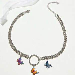 🦋Halsband🦋 - En helt ny halsband, frakten ingår i priset🦋