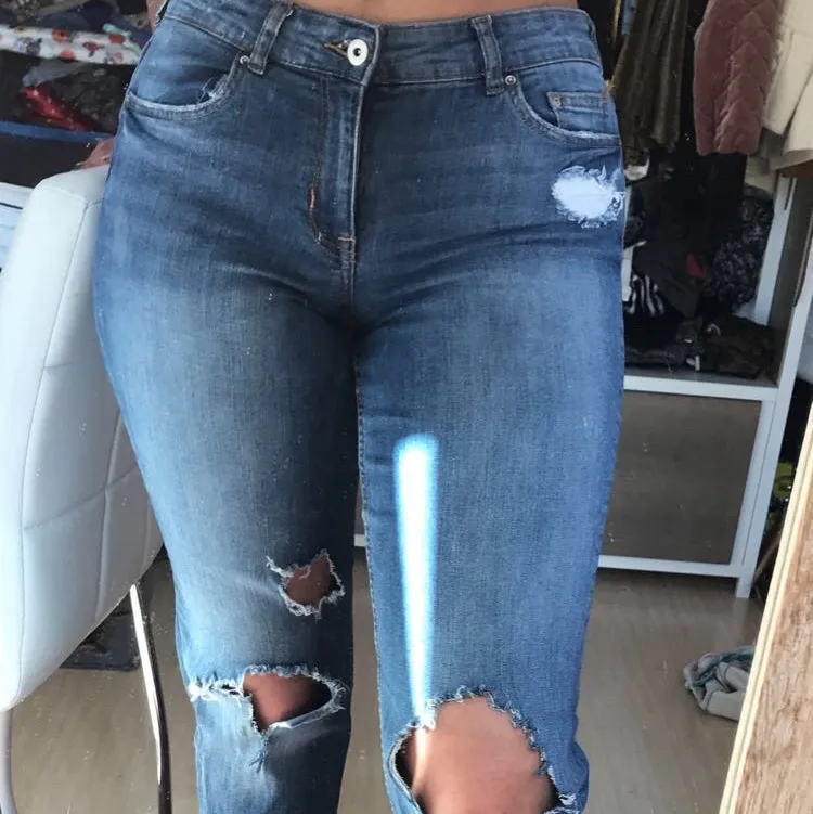 Sjukt snygga jeans som ni ser, har bara slutat använda dem!. Jeans & Byxor.