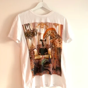 T-shirt  - T-shirt från Zara 