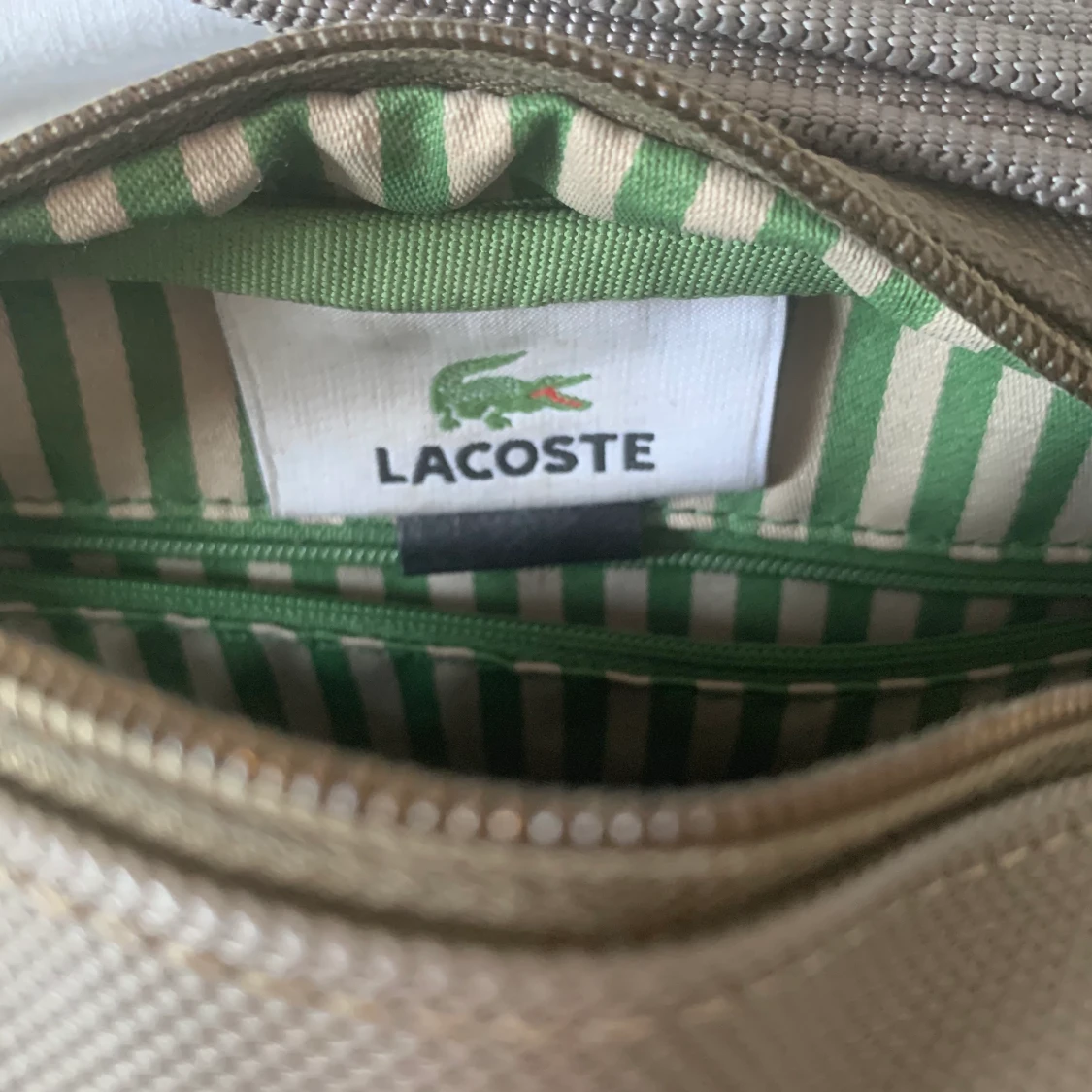 Lacoste axelväska med plånbok - 91