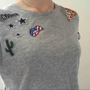  - Topp från bik bok. Är i fint skick. 