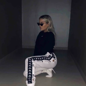  - Byxor från Kappa, använda 2 gånger. Säljer pga använder aldrig. 