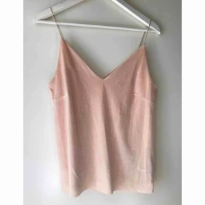  - Fint linne, knappt använt 