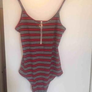  - Jättefin body från primark, säljs då jag inte längre använder den. Kan mötas i Ängelholm eller frakta, du står för frakt