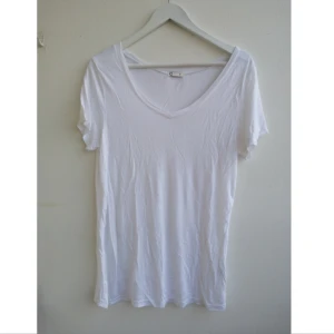  - Oanvänd tisha från Cubus 🌺