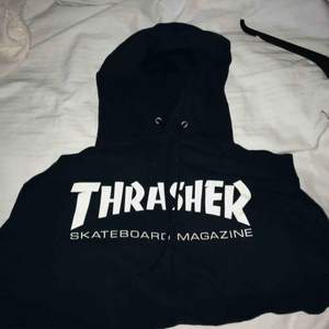 Svart Thrasher hoodie. Pris kan diskuteras, frakt tillkommer 🤩