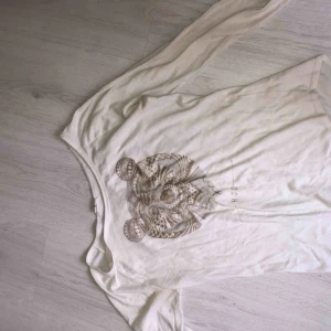  - Väldigt fin och tun holister tröja + frakt