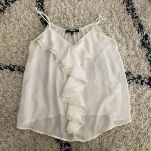  - Linne från bikbok fint skick, kan fraktas