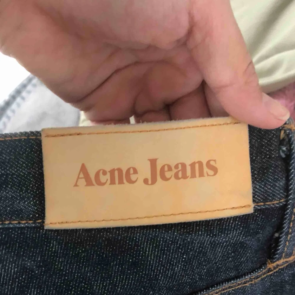 Använda 1 gång och för stora för mej:( nypris ca 1500kr mitt pris 200kr. Jeans & Byxor.
