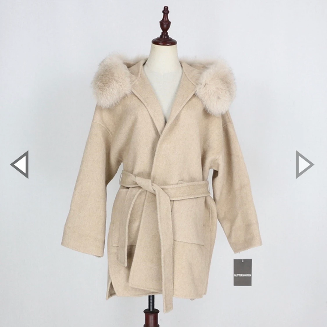 Beige kappa med päls - 91