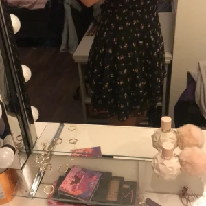 Kjol från Bilbok - Shit snygg kjol från bikbok. Kör för 80 kr eller buda!