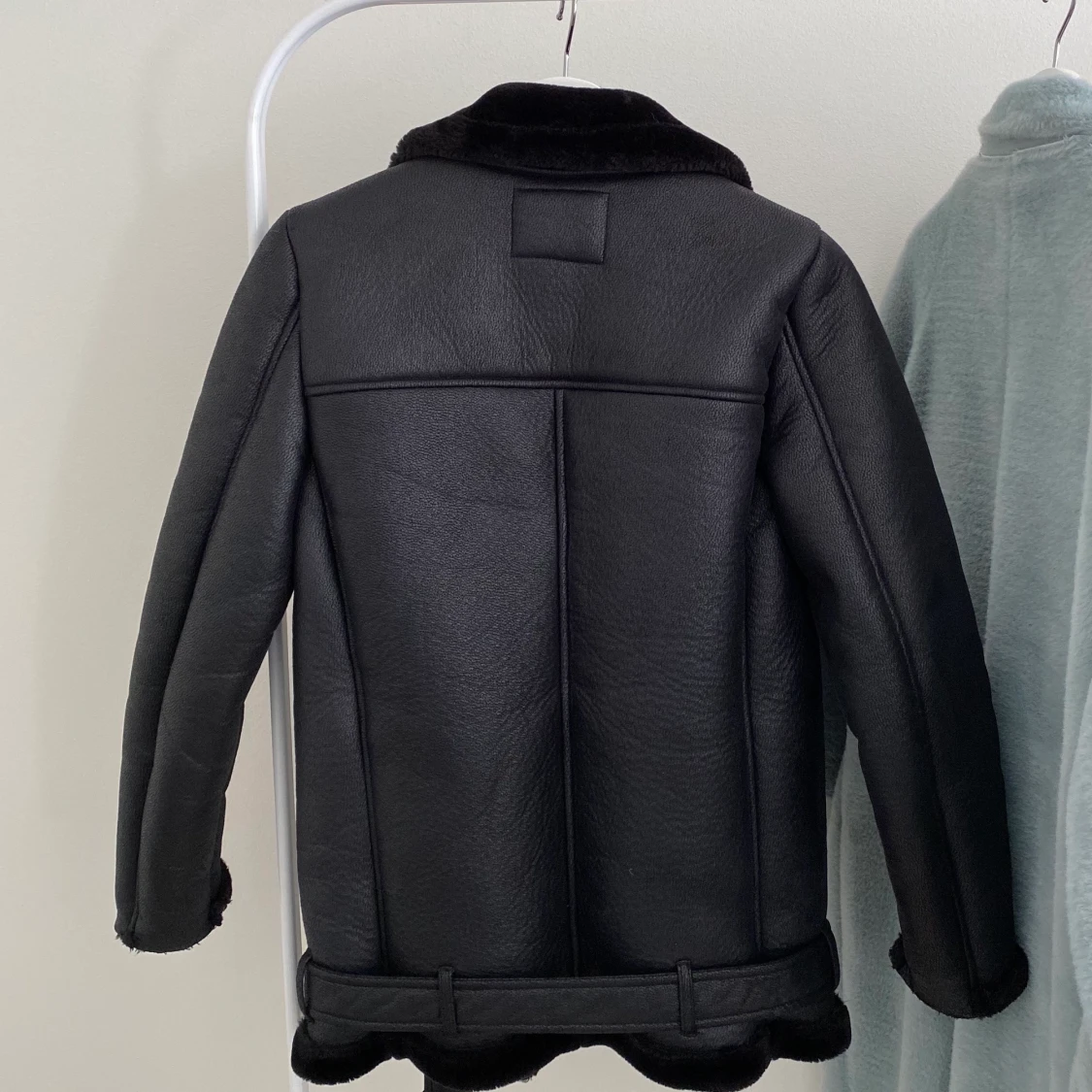 BIKER JACKET från ONLY storlek XS - 91