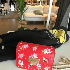 Väska från Topshop - En väska från Topshop. 