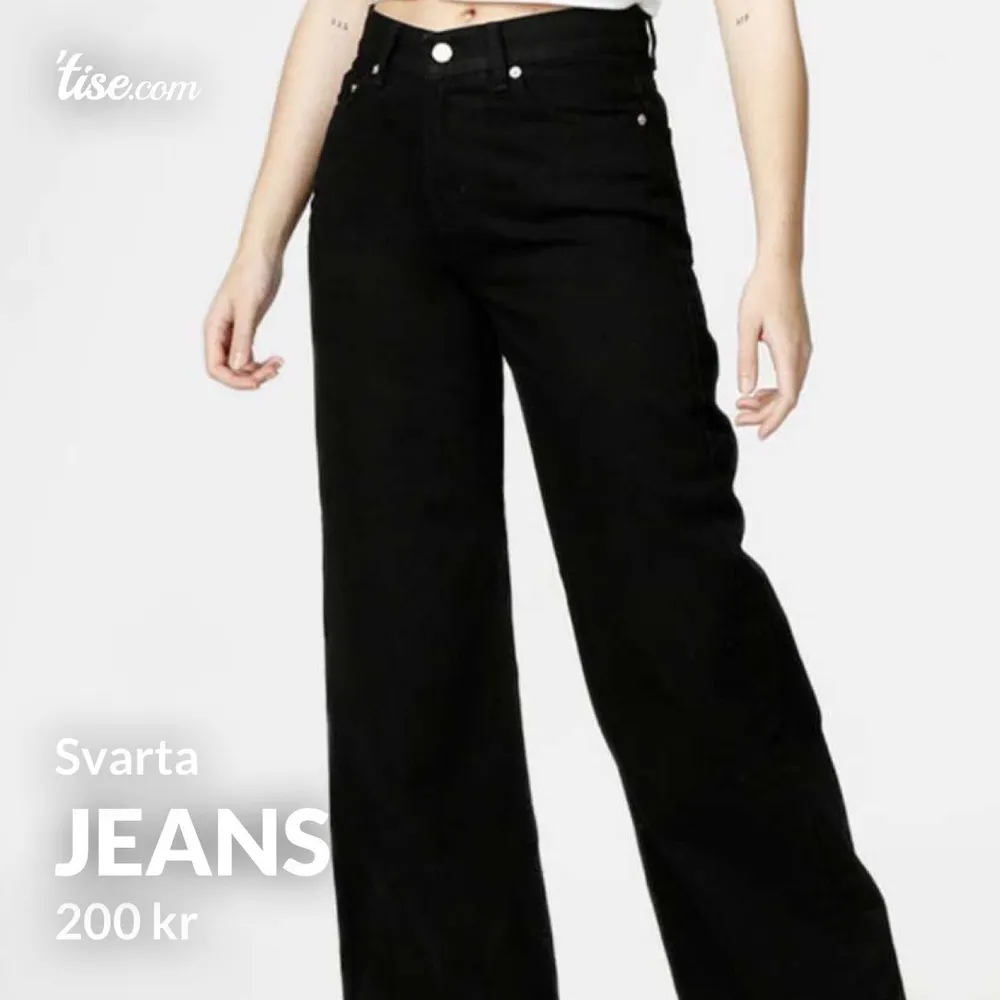 Säljer dessa superfina svarta Wilde leg jeans, i storlek XS. Knappt använda så är i jättebra skick. Köpta för 500 kr, säljer för 200 + frakt. Jeans & Byxor.