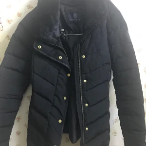 Jacka - Helt oanvänd. 