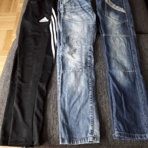  - Klädpaket till kylle fynt och rent från djur och rökt hemm. 