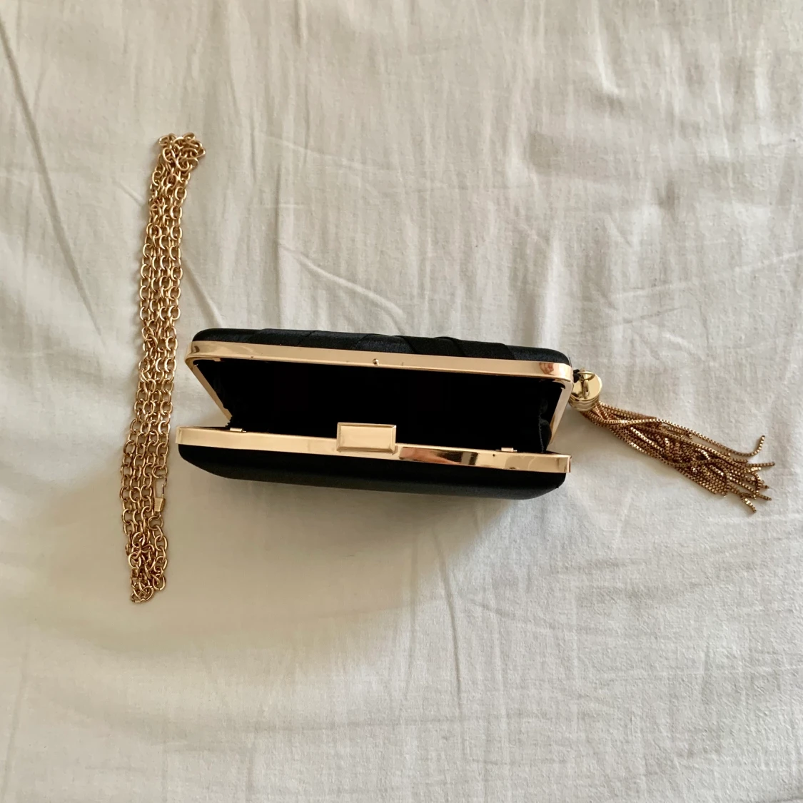 Svart/guld clutch väska - 90