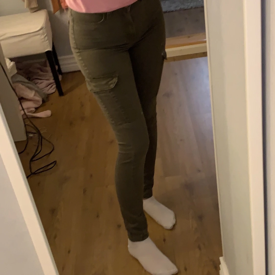 Militärgröna byxor