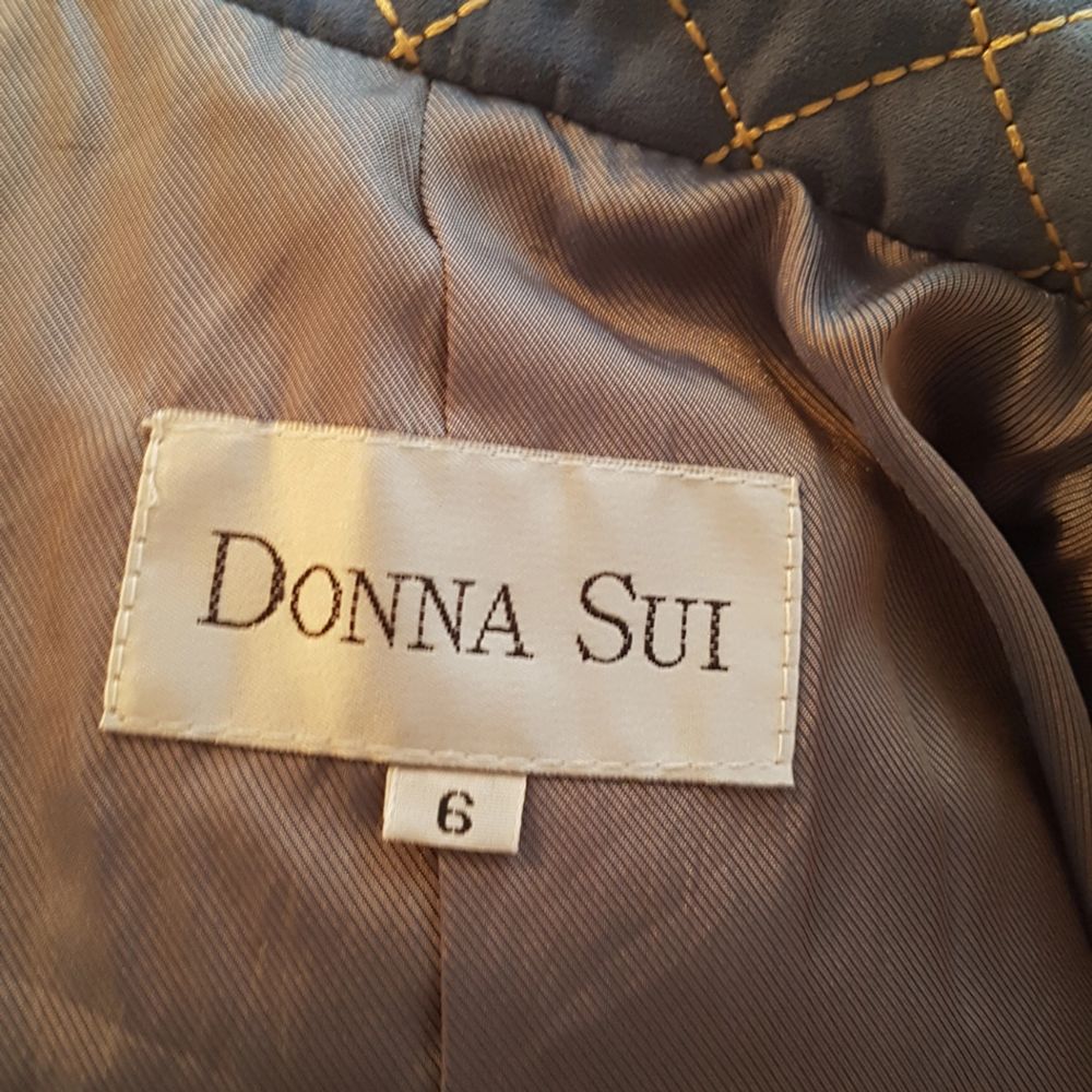 Donna sui blue jacket May fit to xs to small Can meet up at tcentralen. Jackor.