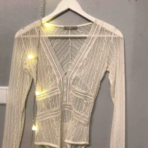  - Fin spets bodysuit från spaccio. Säljer då den inte passar, endast provad en gång.