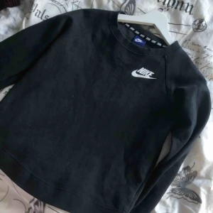  - Nike tröja använd 1 gång