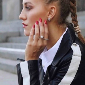 Primeboots jacka  - Skit snygg jacka inköpt för 4000kr från Primeboots! Säljs nu för 1500!  