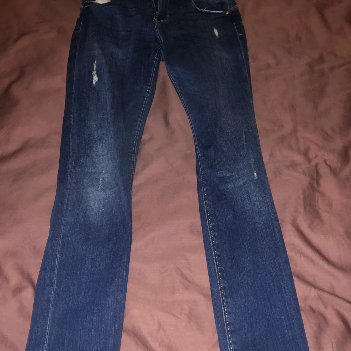 Olika jeans