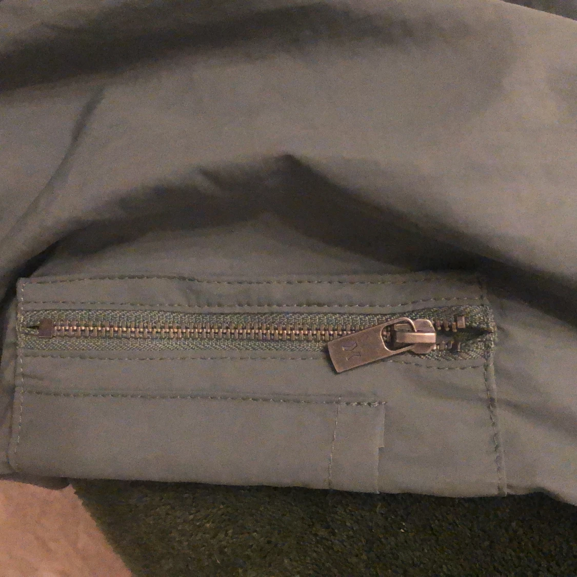 Tunn bomberjacka grön - 91