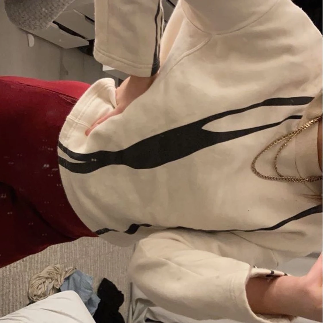 svart och vit sweatshirt  - 90