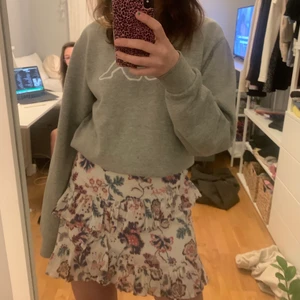 Kjol - Jättesöt kjol från bikbok! Köpt i somrars och endast använd 1 gång🧞‍♀️ fraktkostnad står köparen för! 