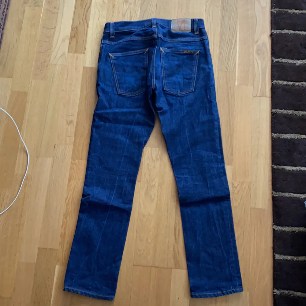 Oanvända nude jeans, pga storleken är fel. Jeans & Byxor.