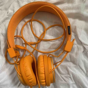  - URBANEARS för 100kr (+ frakt). Fullt fungerande